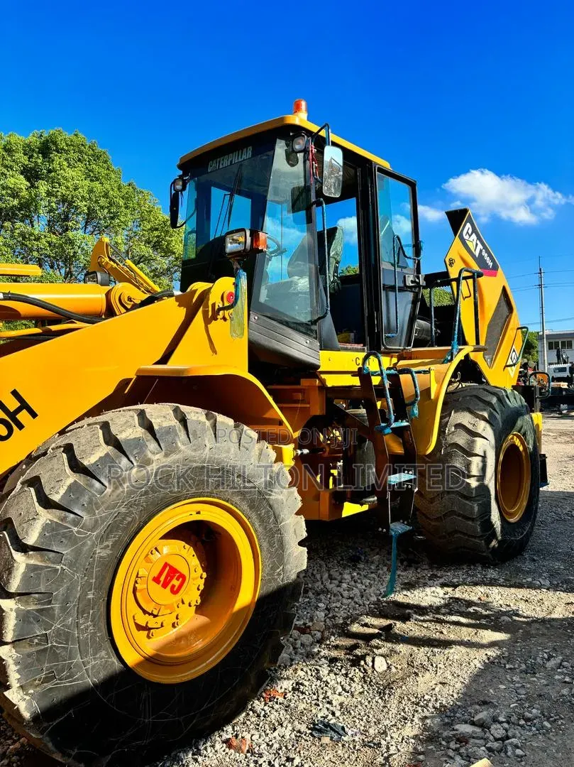 Renting CAT 966h- Call/WhatsApp
