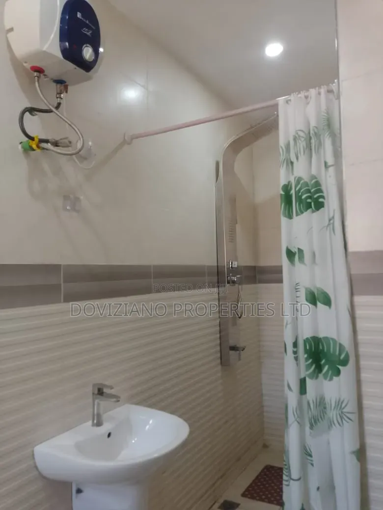 Furnished 4bdrm Duplex in Ikota for rent