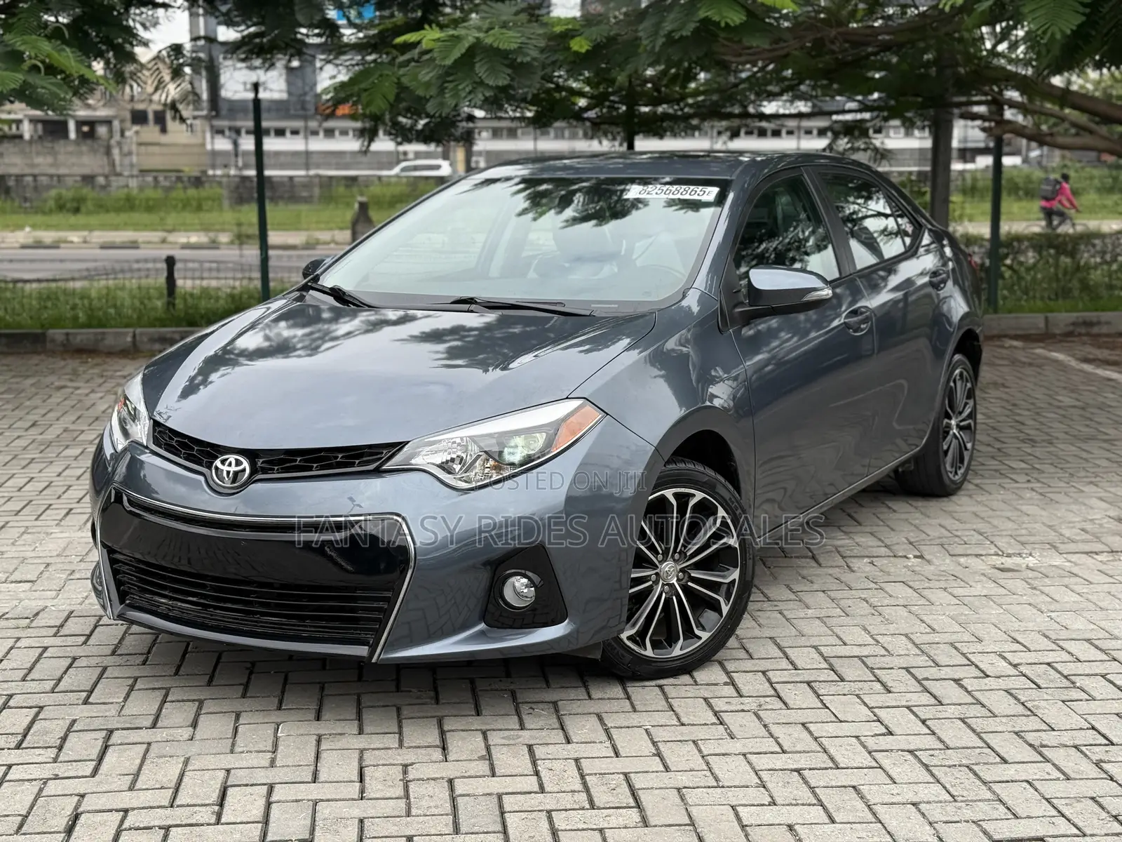 Toyota Corolla S Plus 4dr Sedan (1.8L 4cyl CVT) 2016 Gray