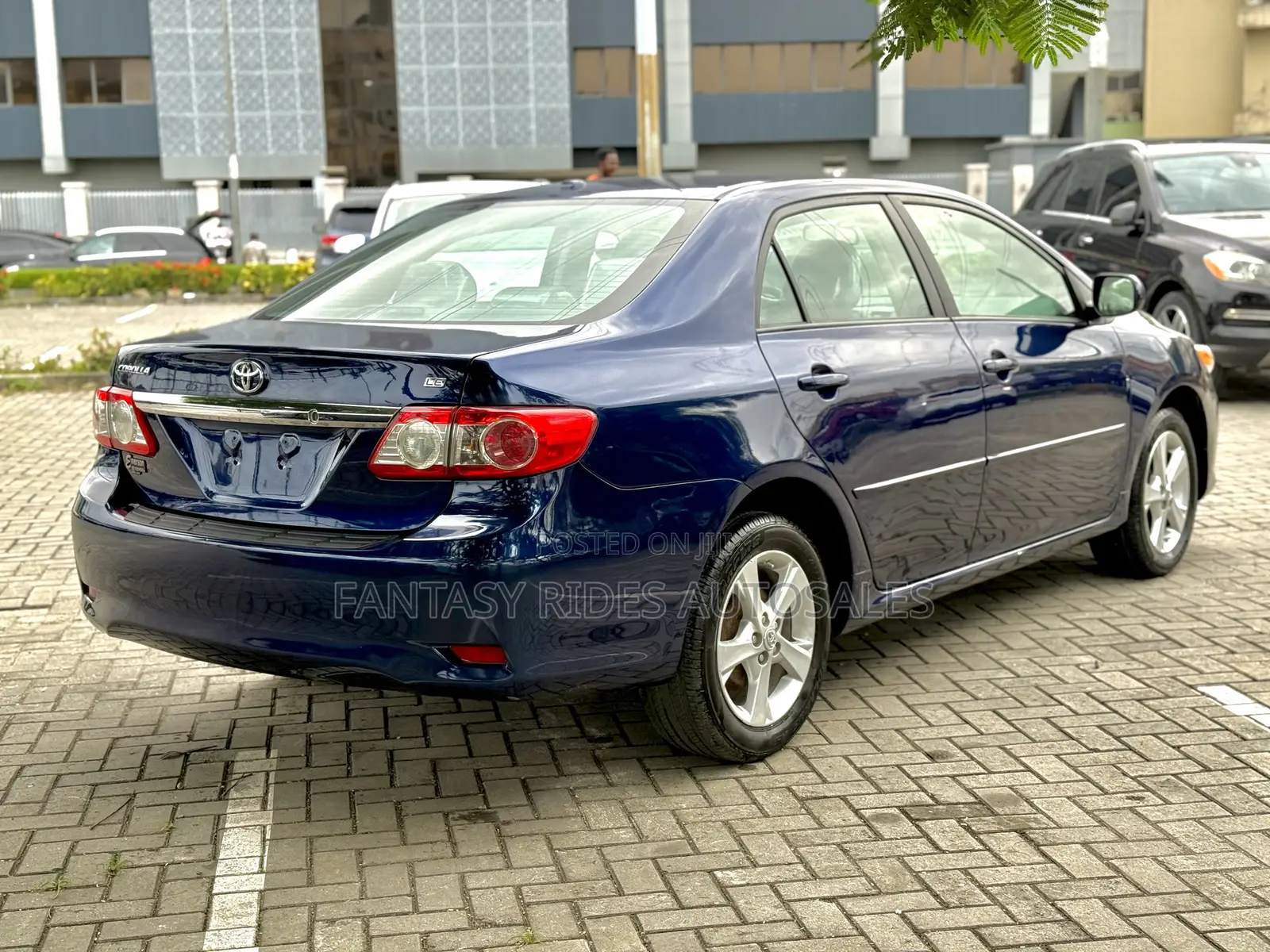 Toyota Corolla LE 4dr Sedan (1.8L 4cyl 4A) 2011 Blue