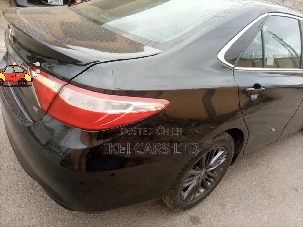 Toyota Camry 2016 Black