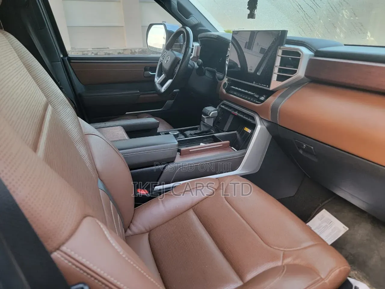 Toyota Tundra 2025 Silver