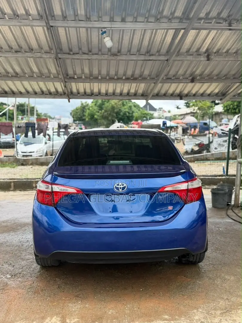 Toyota Corolla S 4dr Sedan (1.8L 4cyl CVT) 2015 Blue
