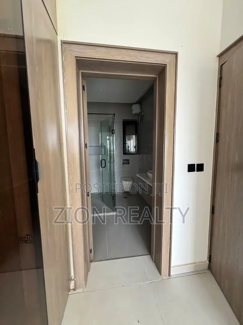 2bdrm Apartment in Foreshore, Lekki Phase 1 for rent