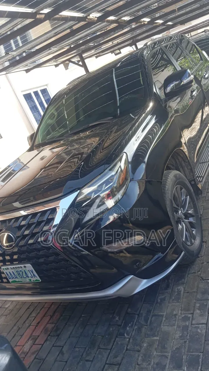 Lexus GX 460 2011 Black