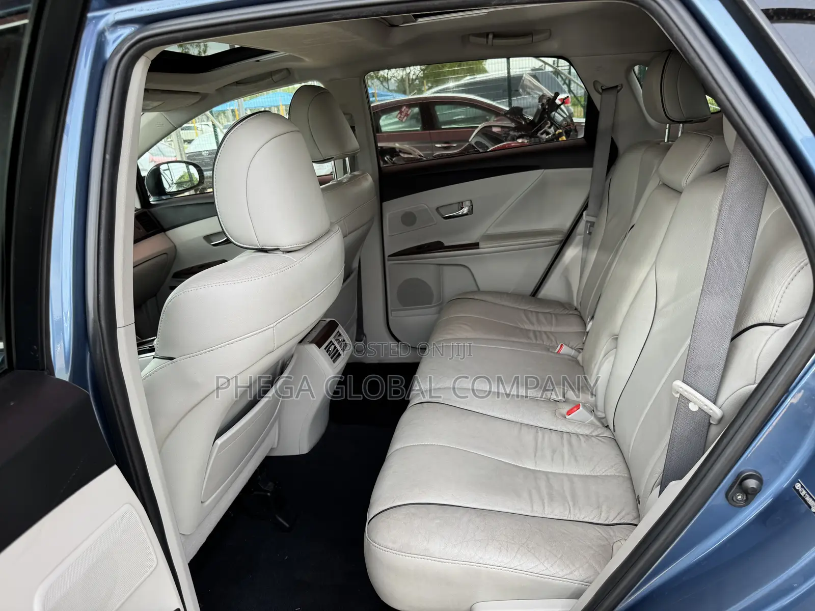 Toyota Venza AWD 2010 Blue