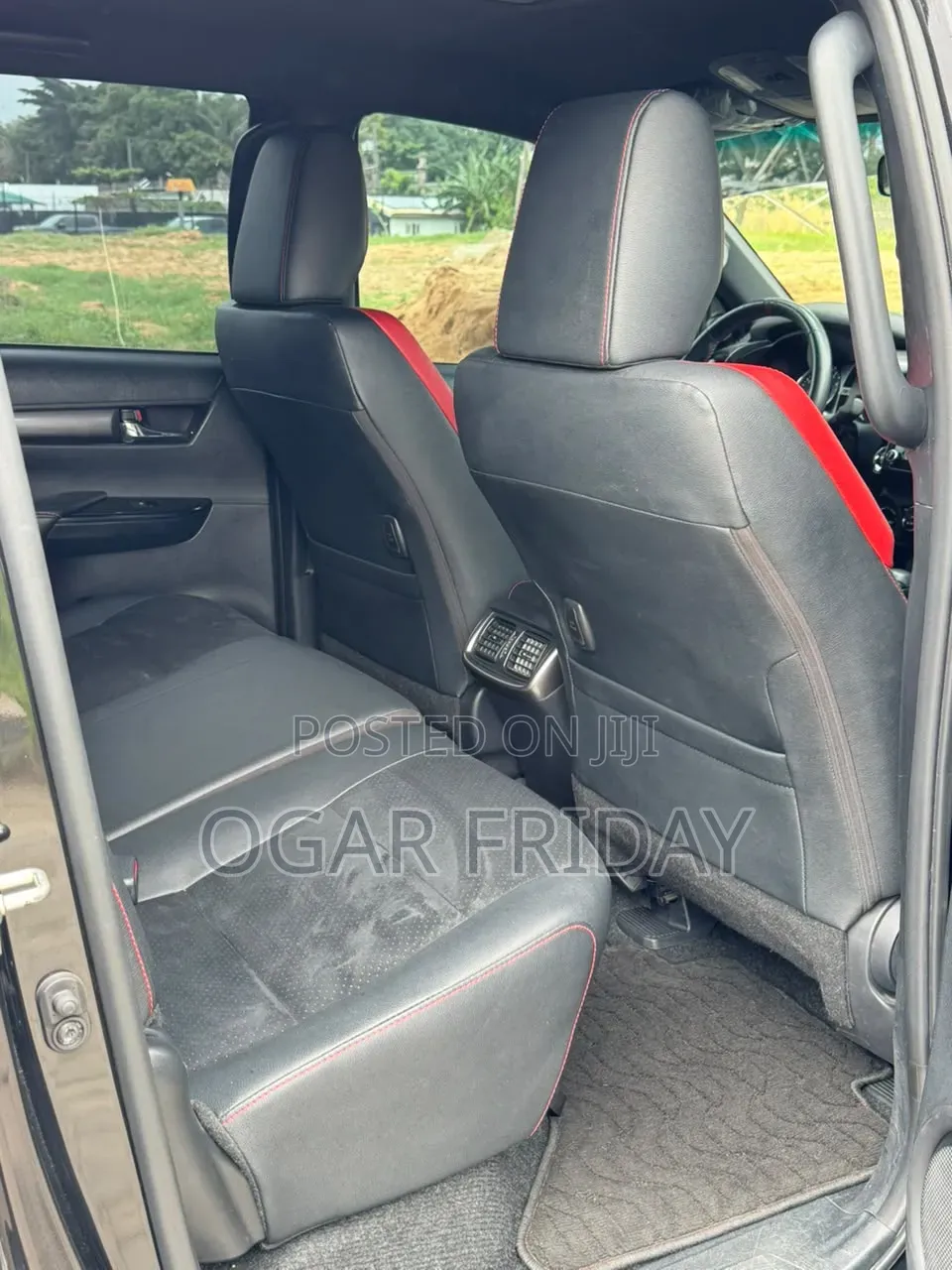 Toyota Hilux 2023 Black