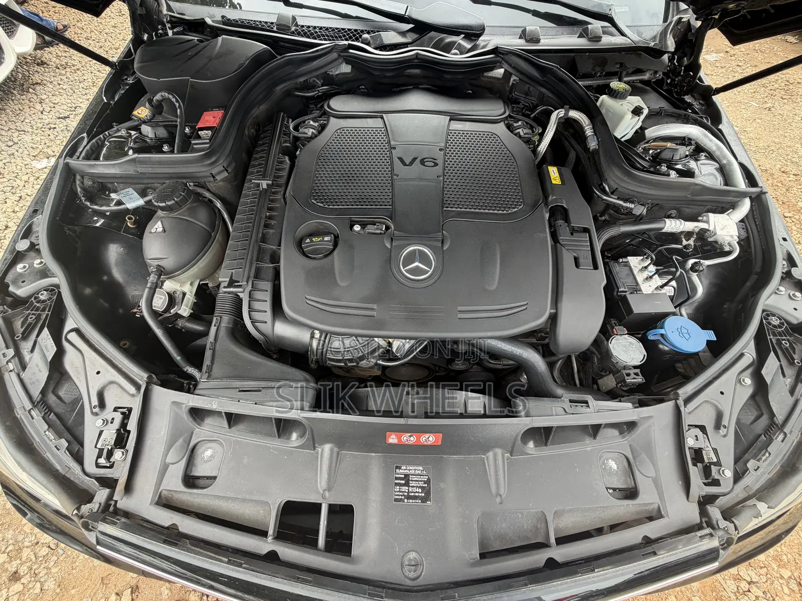 Mercedes-Benz C300 Sport 4Matic Sedan AWD (3.5L 6cyl 7A) 2014 Black