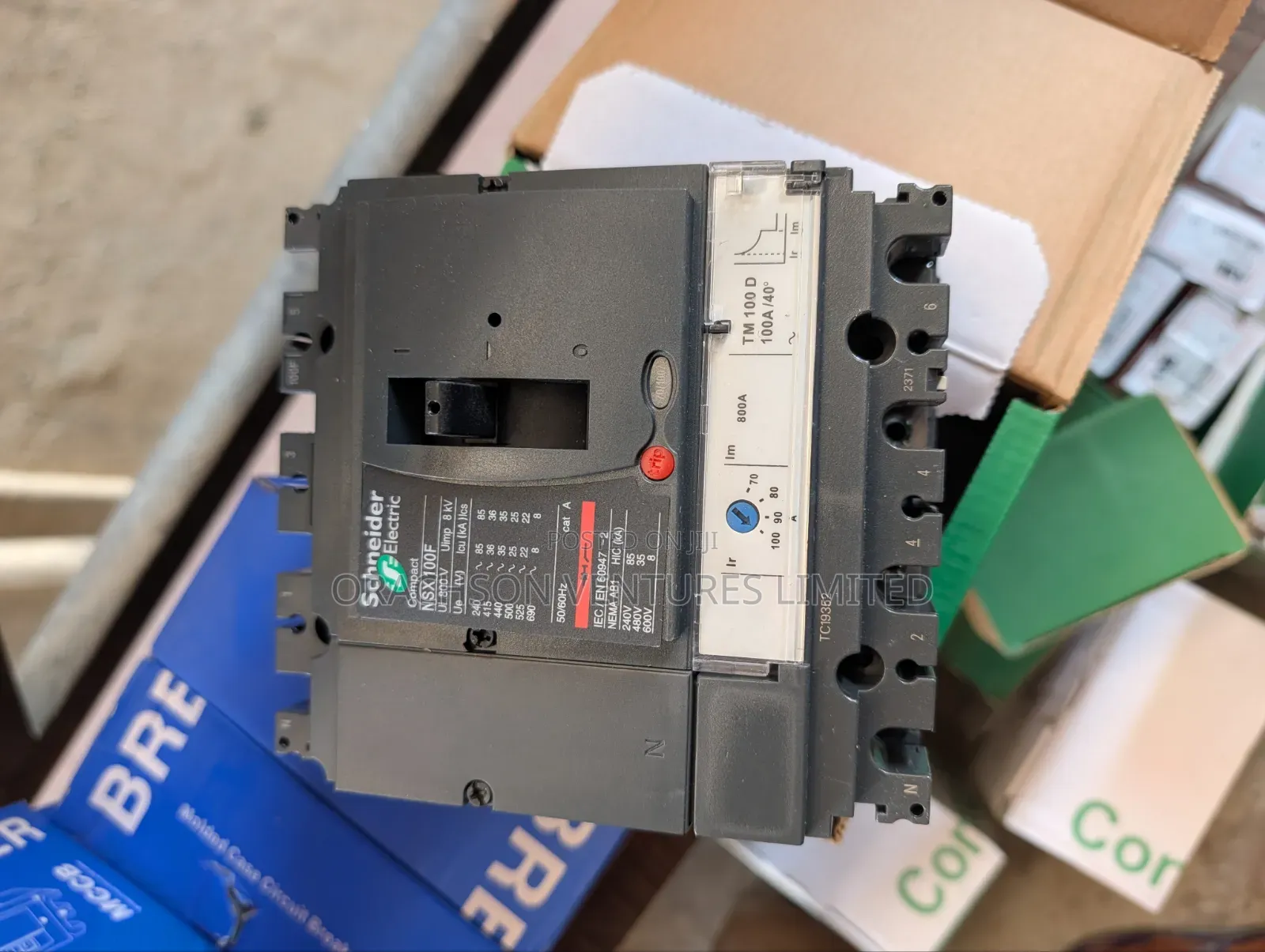 4pole McCb Schneider Electric 100amps