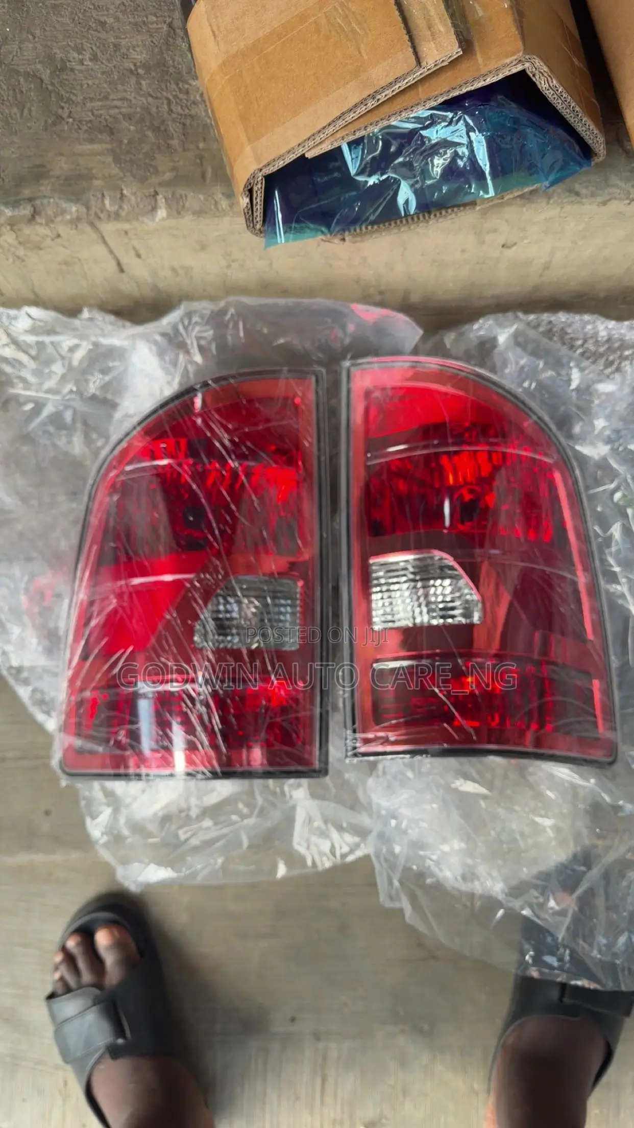 Taillights 2010-2012 Honda Ridgeline