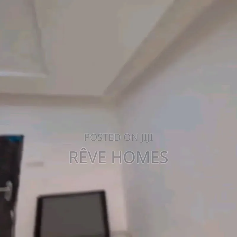 Studio Apartment in Adekunle for rent