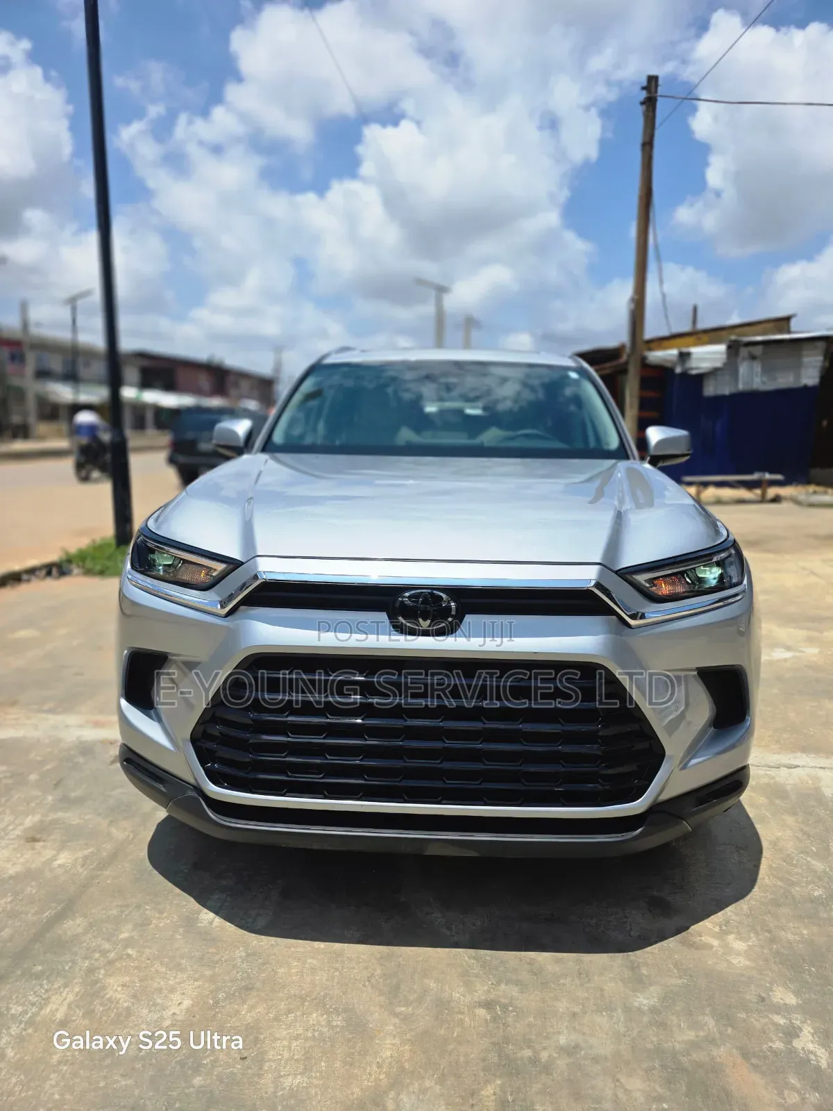 Toyota Grand Highlander XLE AWD 2024 Silver