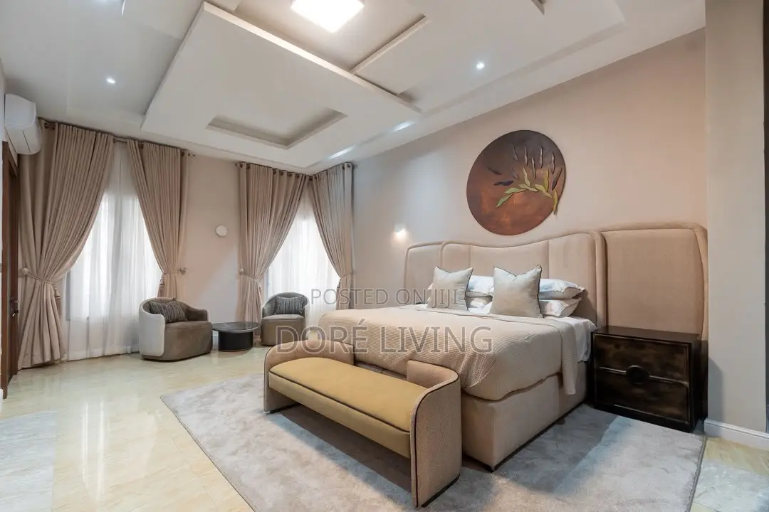 HOT LISTING! Posh 1 Bed With Cinema | Oniru, Lekki