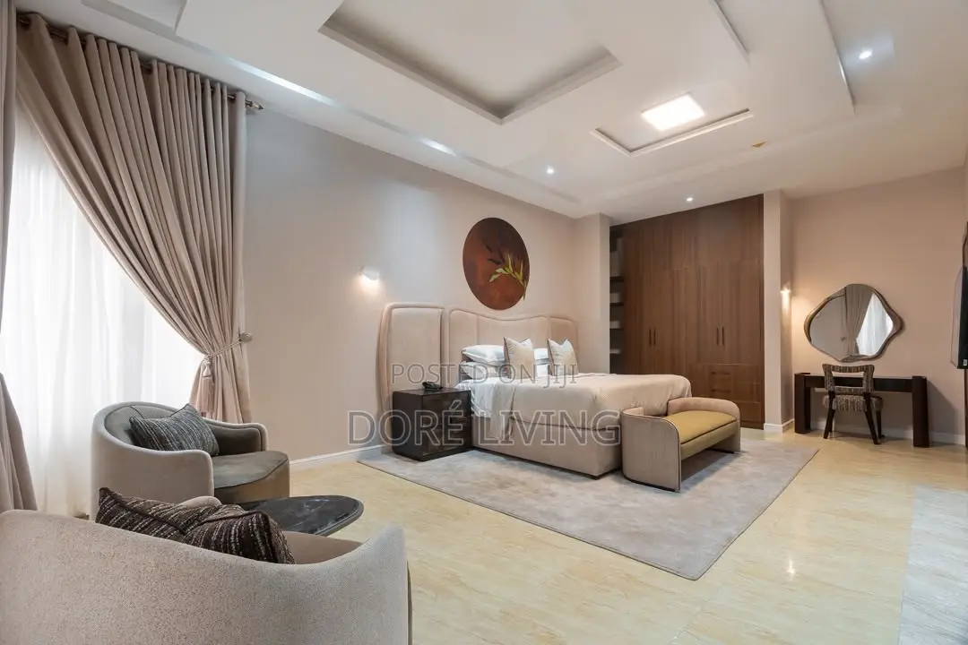 HOT LISTING! Posh 1 Bed With Cinema | Oniru, Lekki