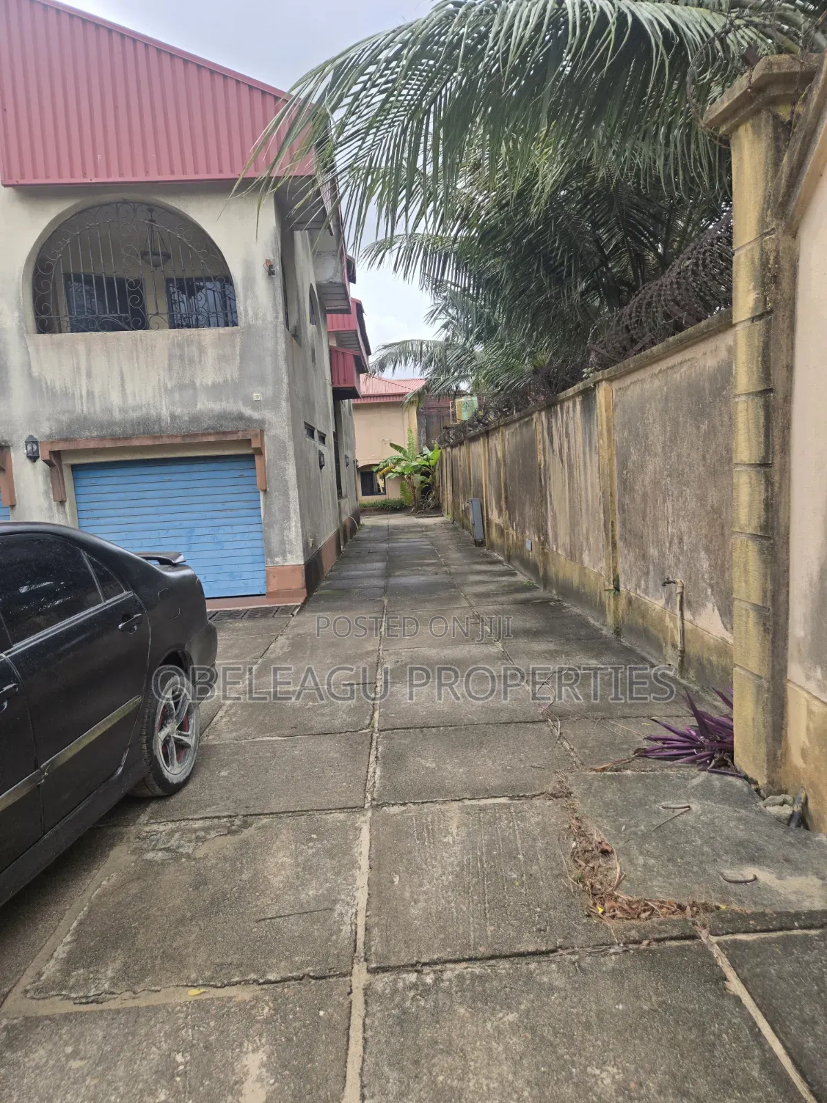 15bdrm Mansion in U Close, Festac for sale