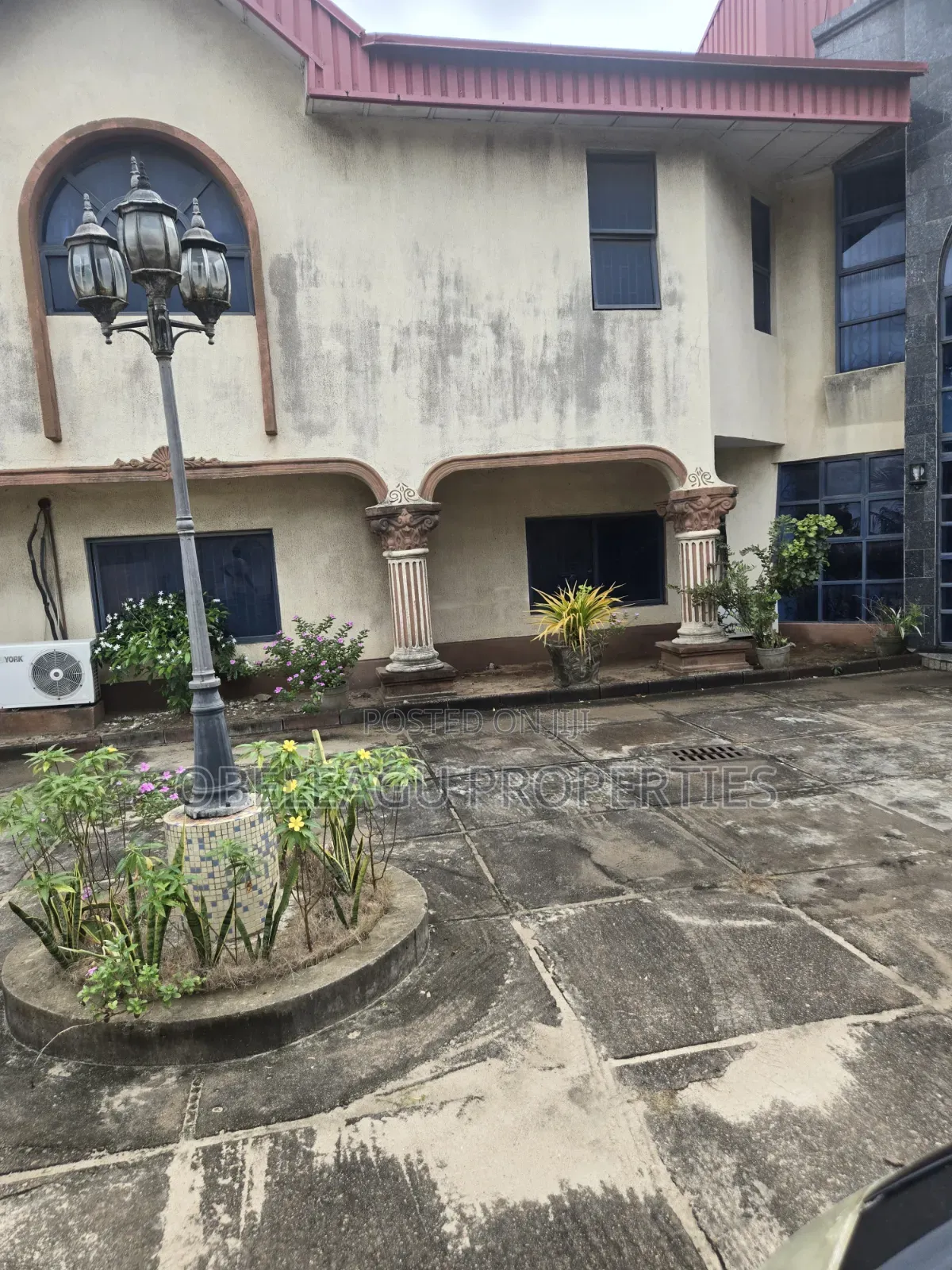 15bdrm Mansion in U Close, Festac for sale