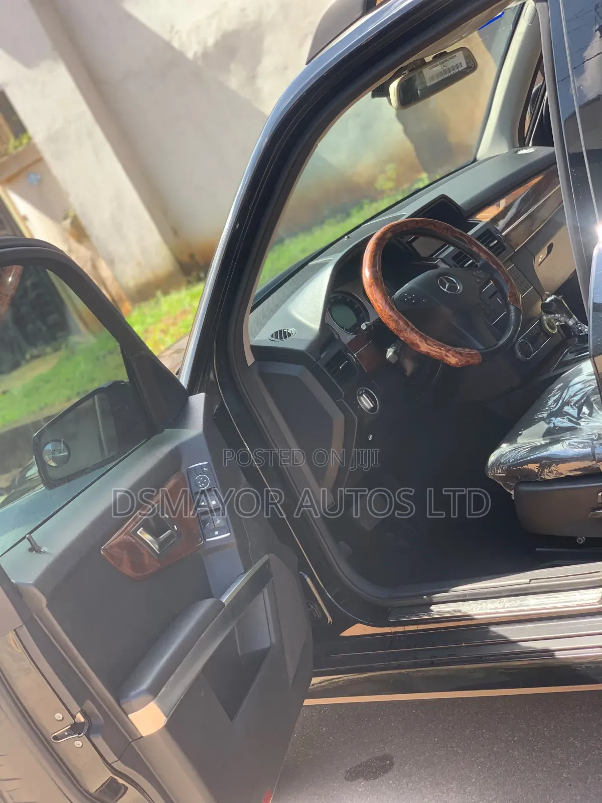Mercedes-Benz GLK-Class 350 2012 Black