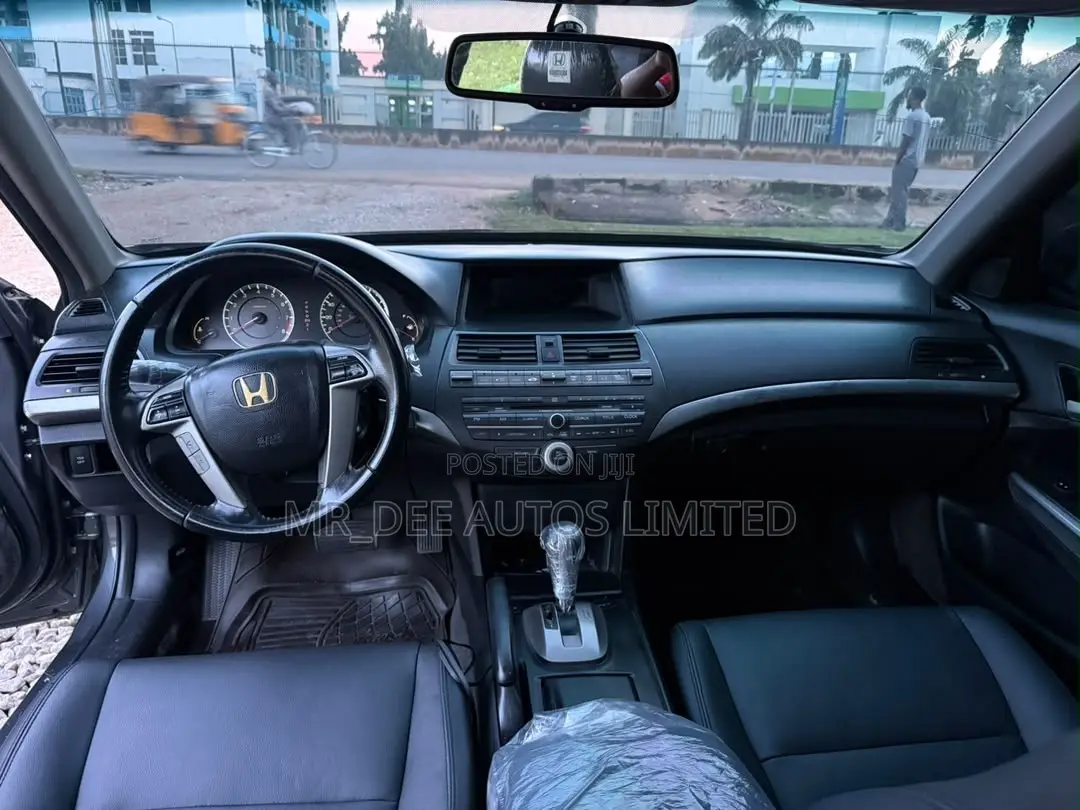 Honda Accord 2010 Gray