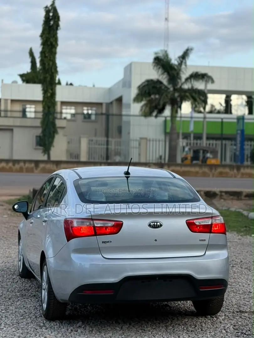 Kia Rio 2013 Silver