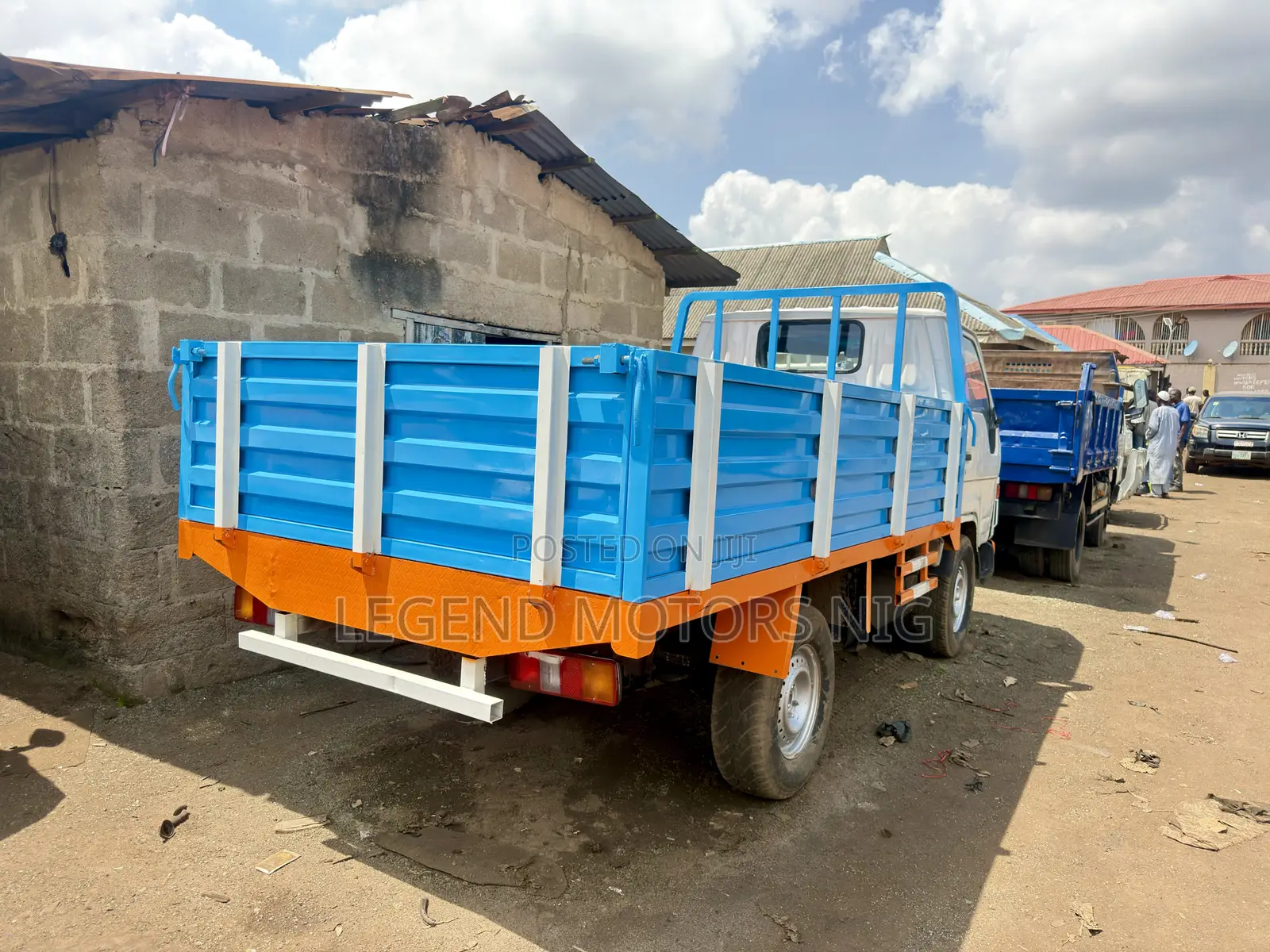 Toyota Dyna 100 Registered