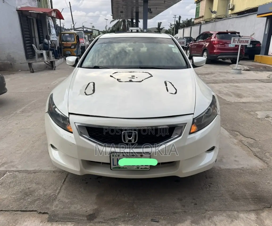 Honda Accord 2011 White