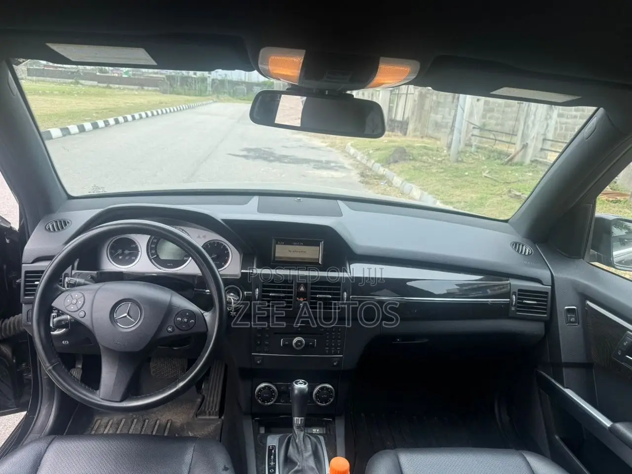 Mercedes-Benz GLK-Class 350 2011 Black