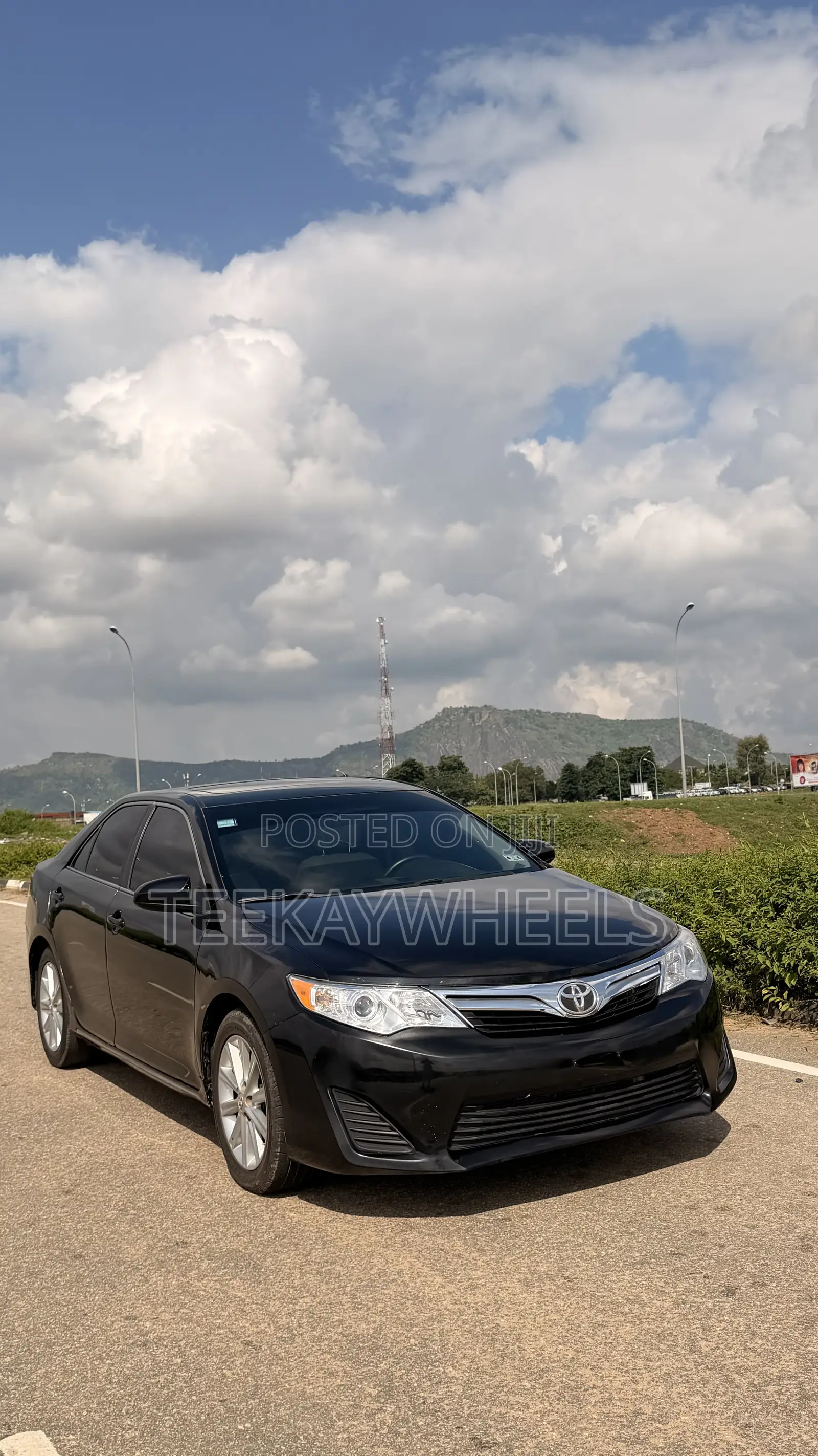 Toyota Camry XLE V6 4dr Sedan (3.5L 6cyl 6A) 2012 Black