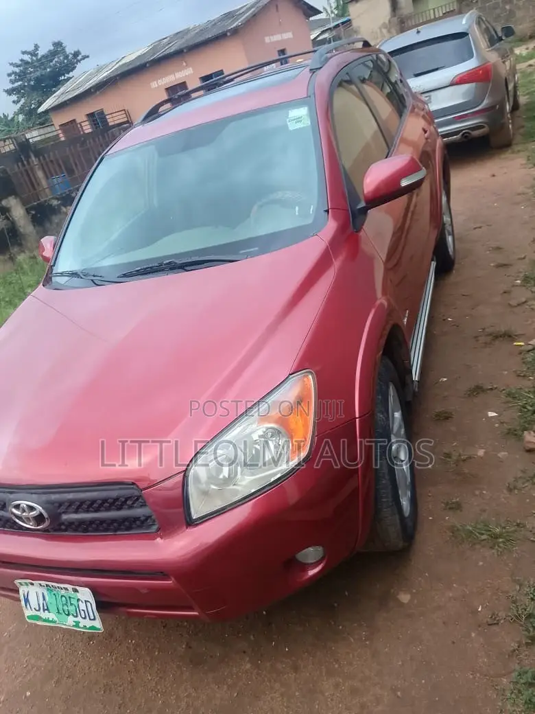 Toyota RAV4 2.4 2008 Burgundy