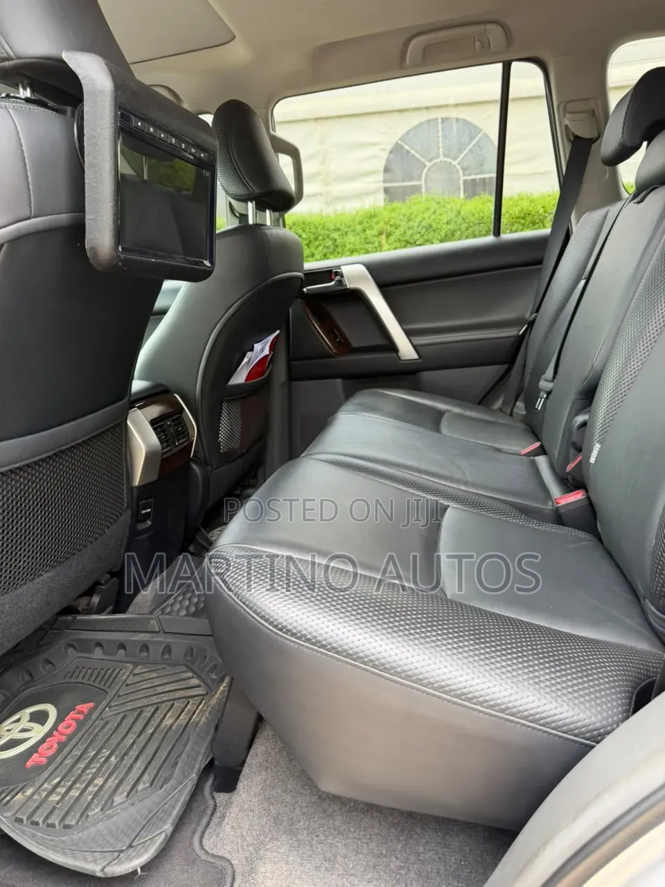 Toyota Land Cruiser Prado 2014 Silver