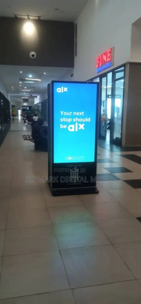 65 Inches Sigital Interactive Touchscreen Digital Signage