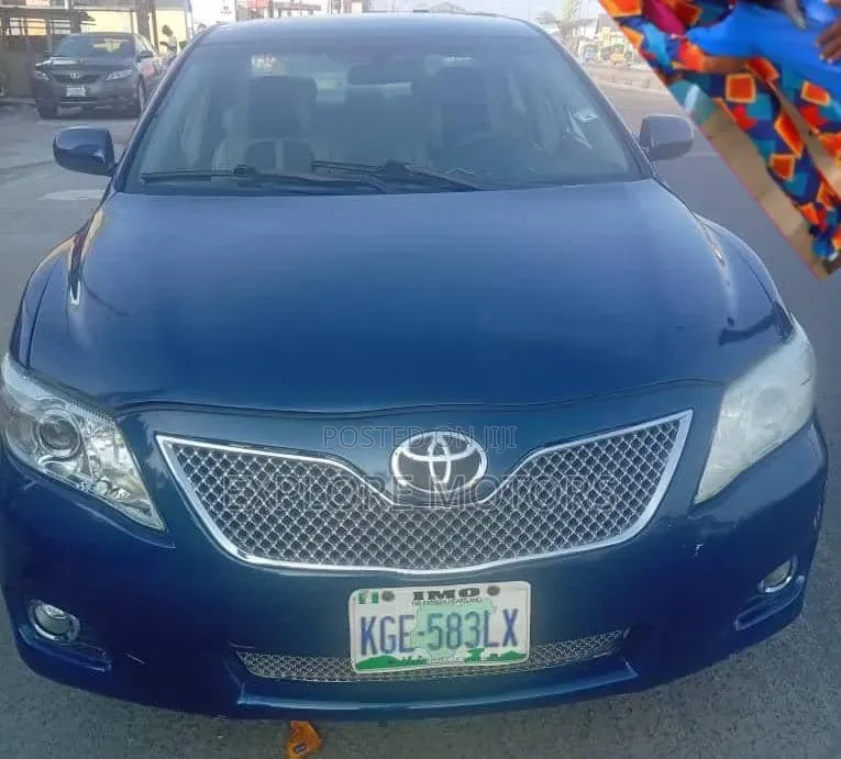 Toyota Camry 2008 Blue