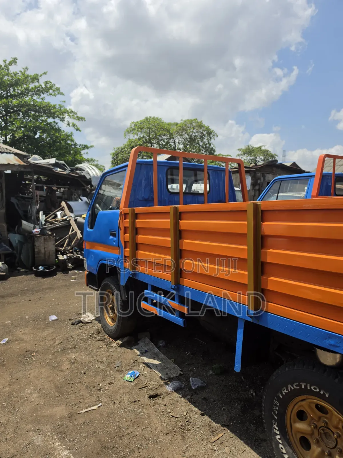 Toyota Dyna 150 Old Model RigidTruck