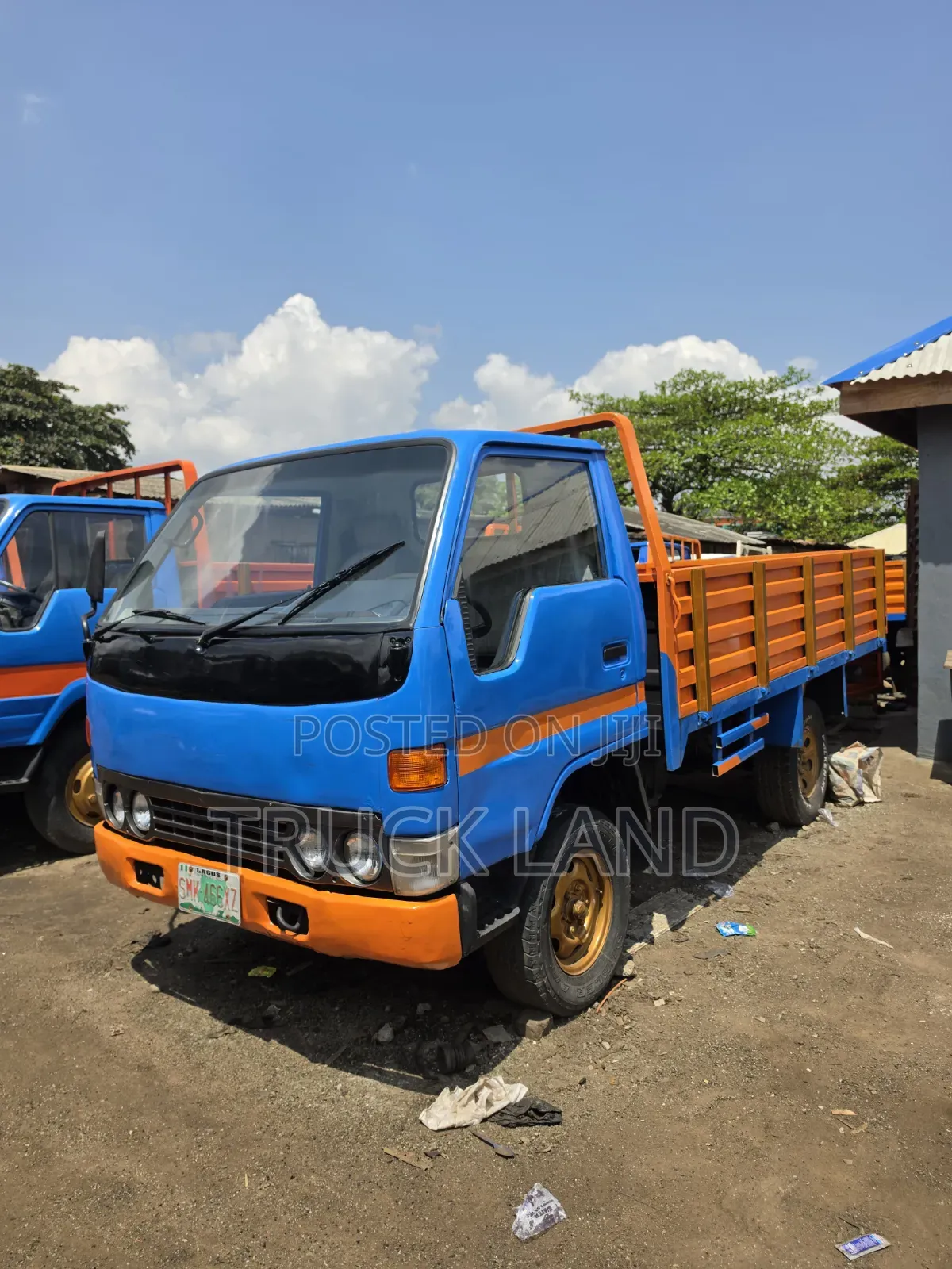 Toyota Dyna 150 Old Model RigidTruck