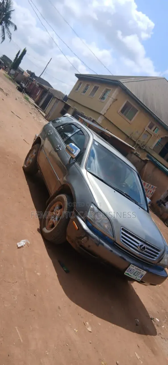 Lexus RX 2002 Gold