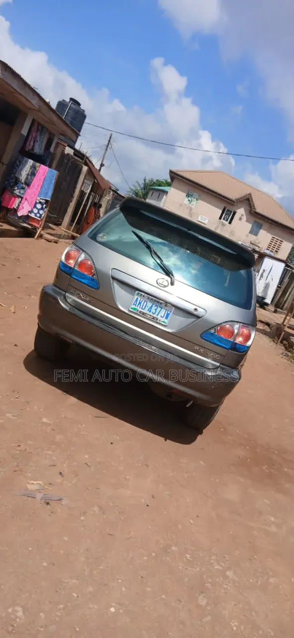 Lexus RX 2002 Gold