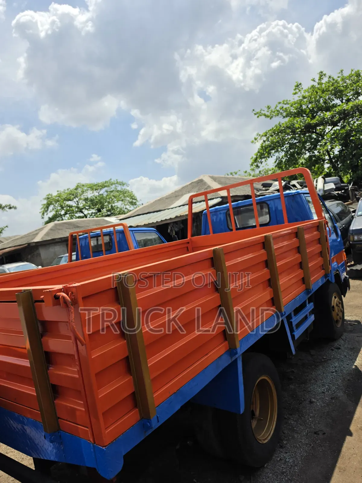 Toyota Dyna 200 Registered 6 Tyres