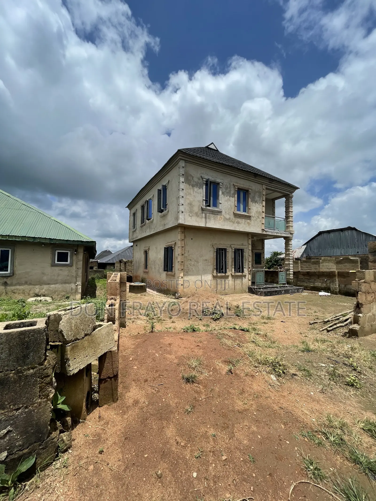 4bdrm Duplex in Ariyibi Apete, Ibadan for sale
