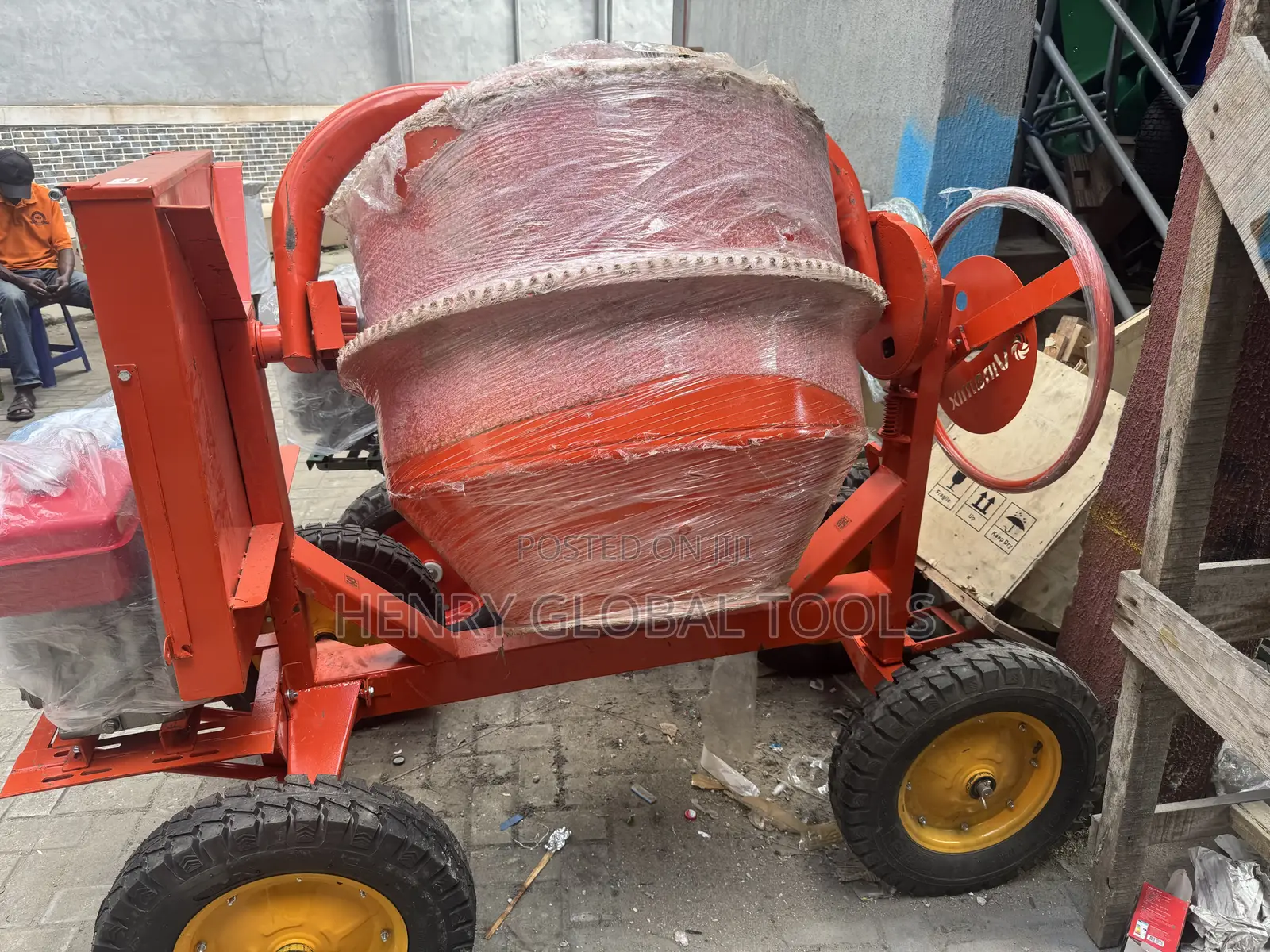 250L Heavy-Duty Concrete Mixer –