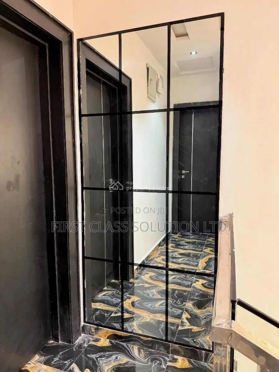 Oaksvale 4 Bedroom Apartment