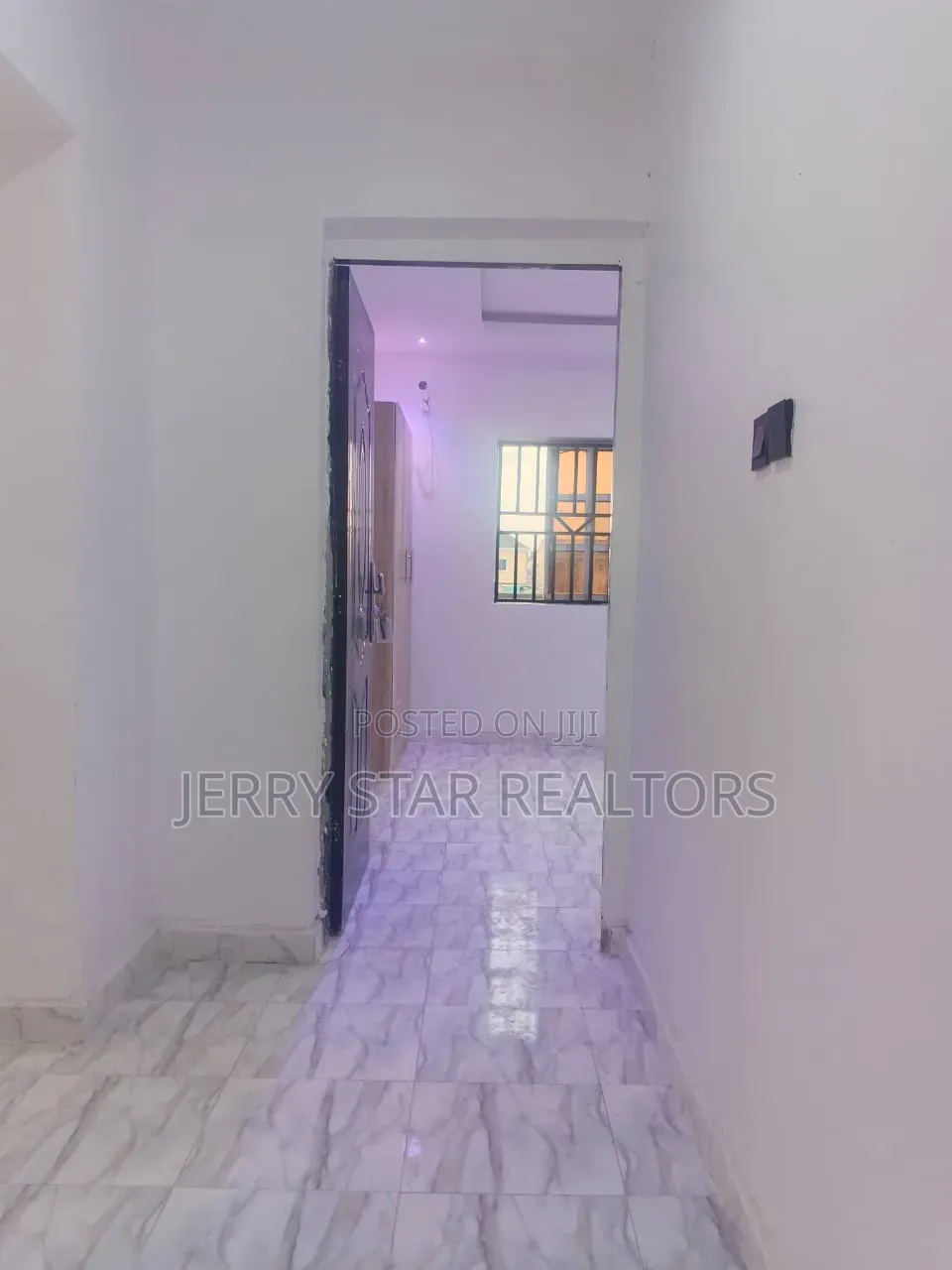2bdrm Block of Flats in Marshyhill Estate, Ado / Ajah for rent