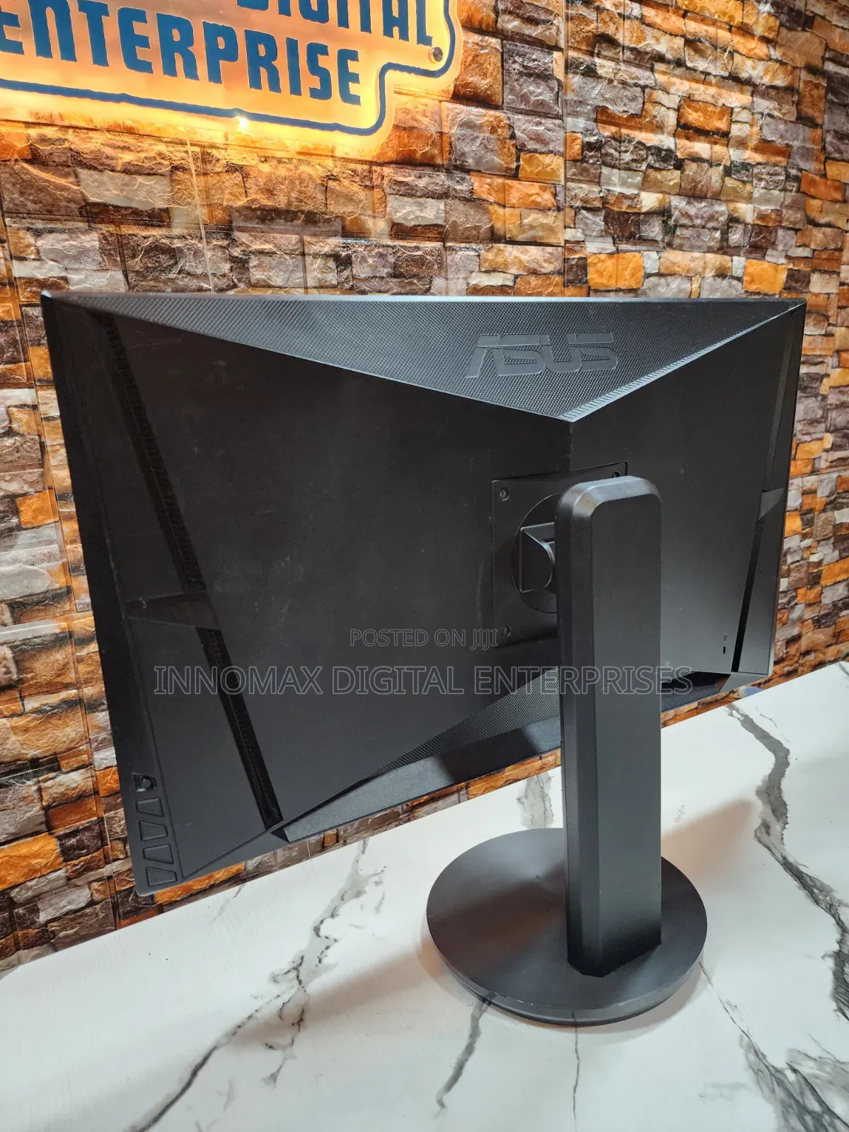 ASUS TUF VG27BQ 2k 1440p QHD 165hz HDR Gaming Monitor