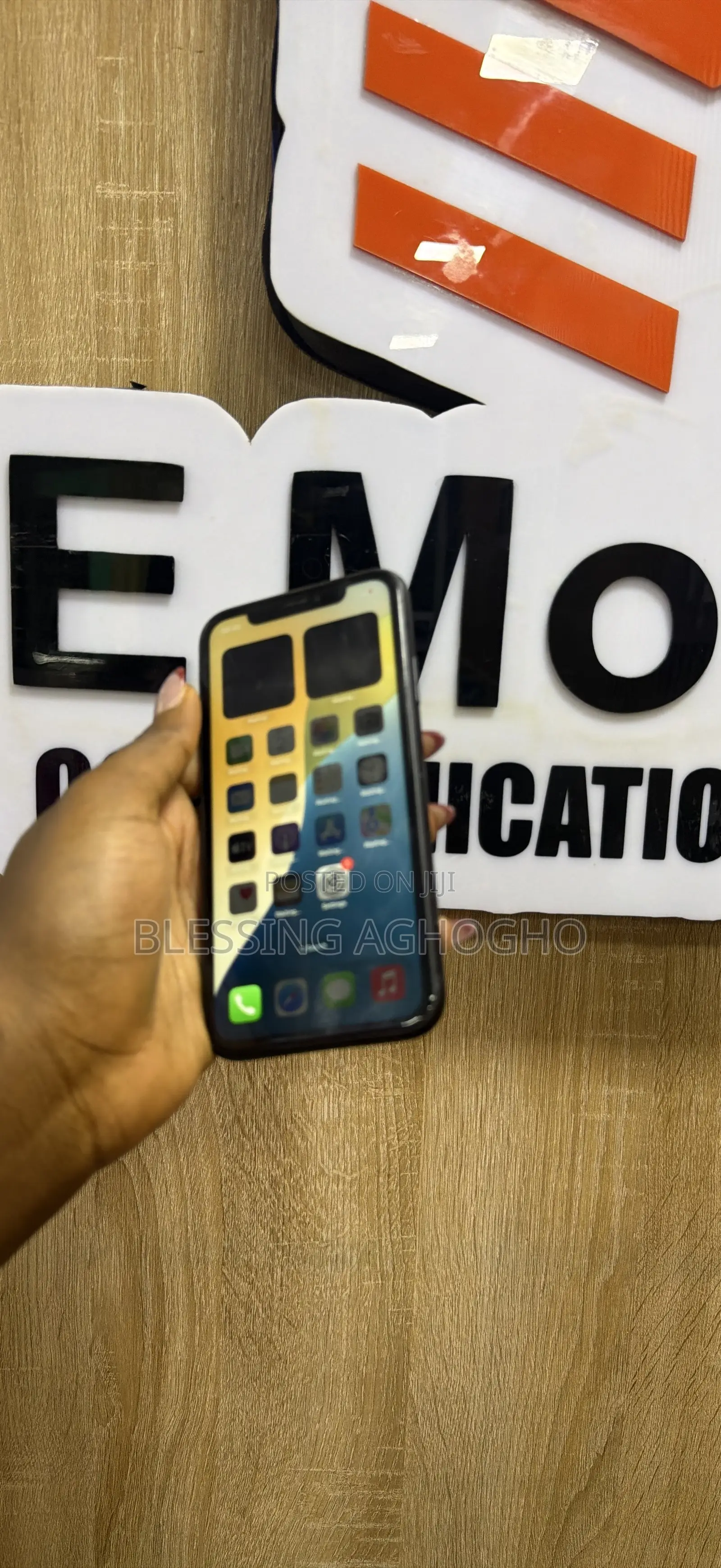 Apple iPhone XR 64 GB Black
