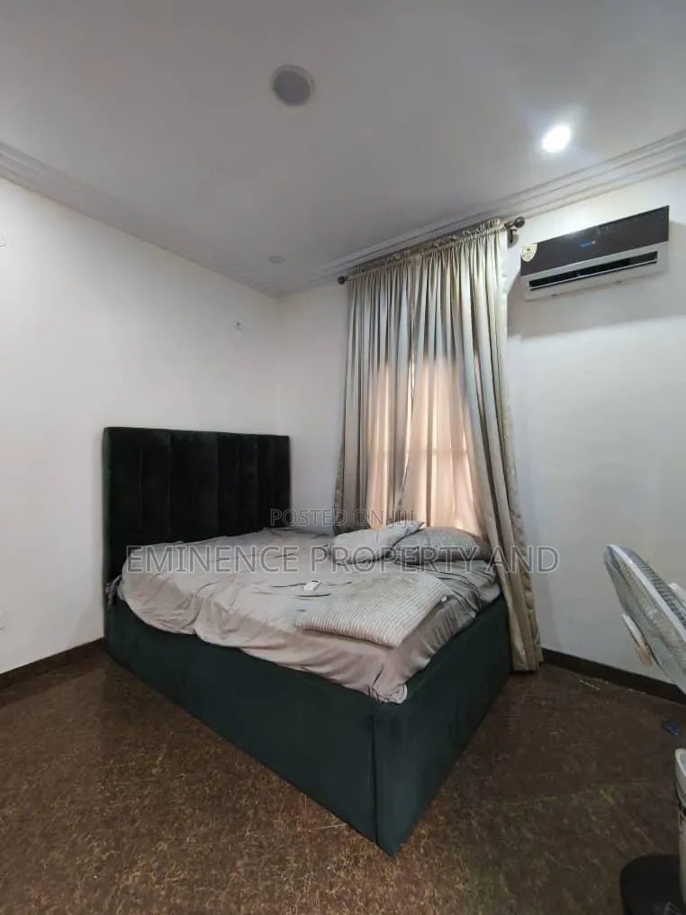 Furnished 3bdrm Duplex in Lekki Phase 1 for rent