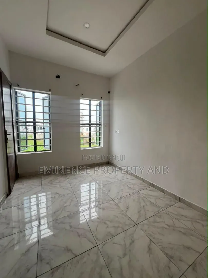 4bdrm Duplex in Lekki Expressway for rent
