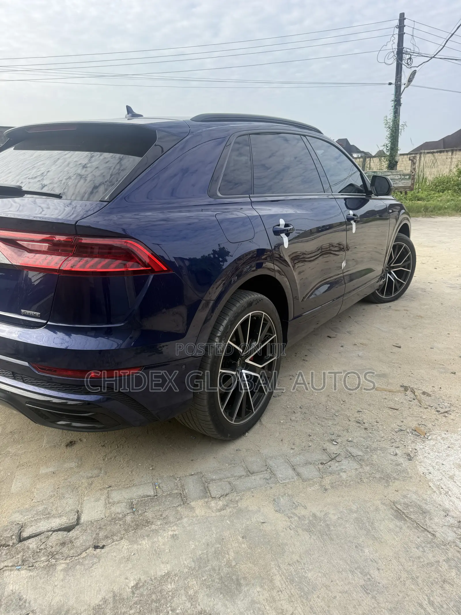 Audi Q8 2022 Blue