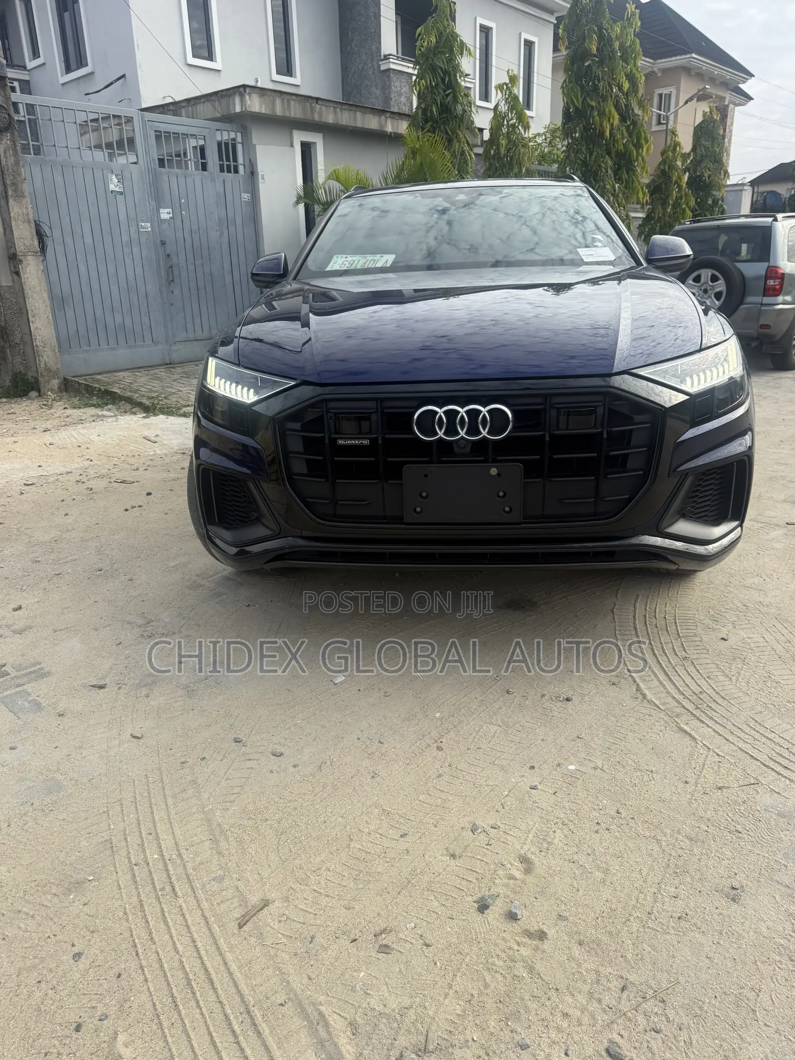 Audi Q8 2022 Blue