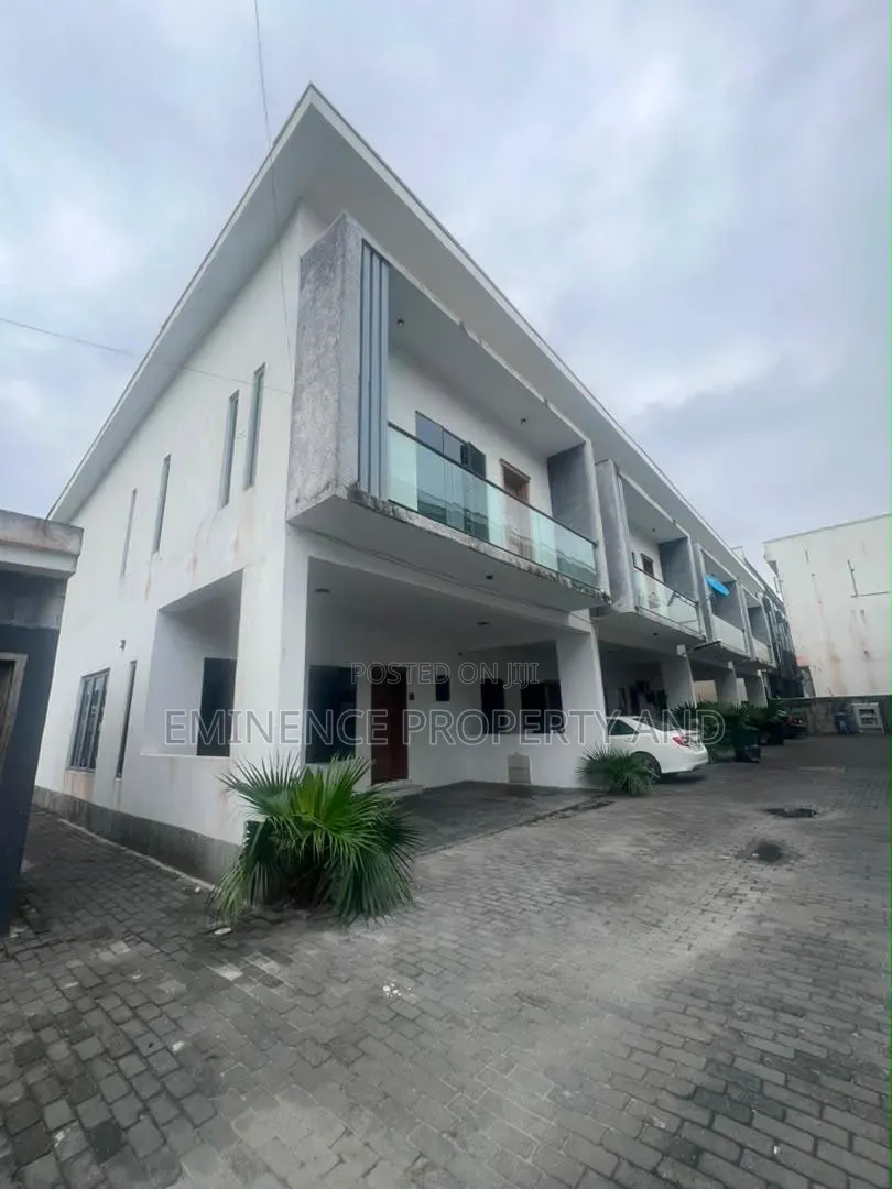 4bdrm Duplex in Lekki Expressway for rent
