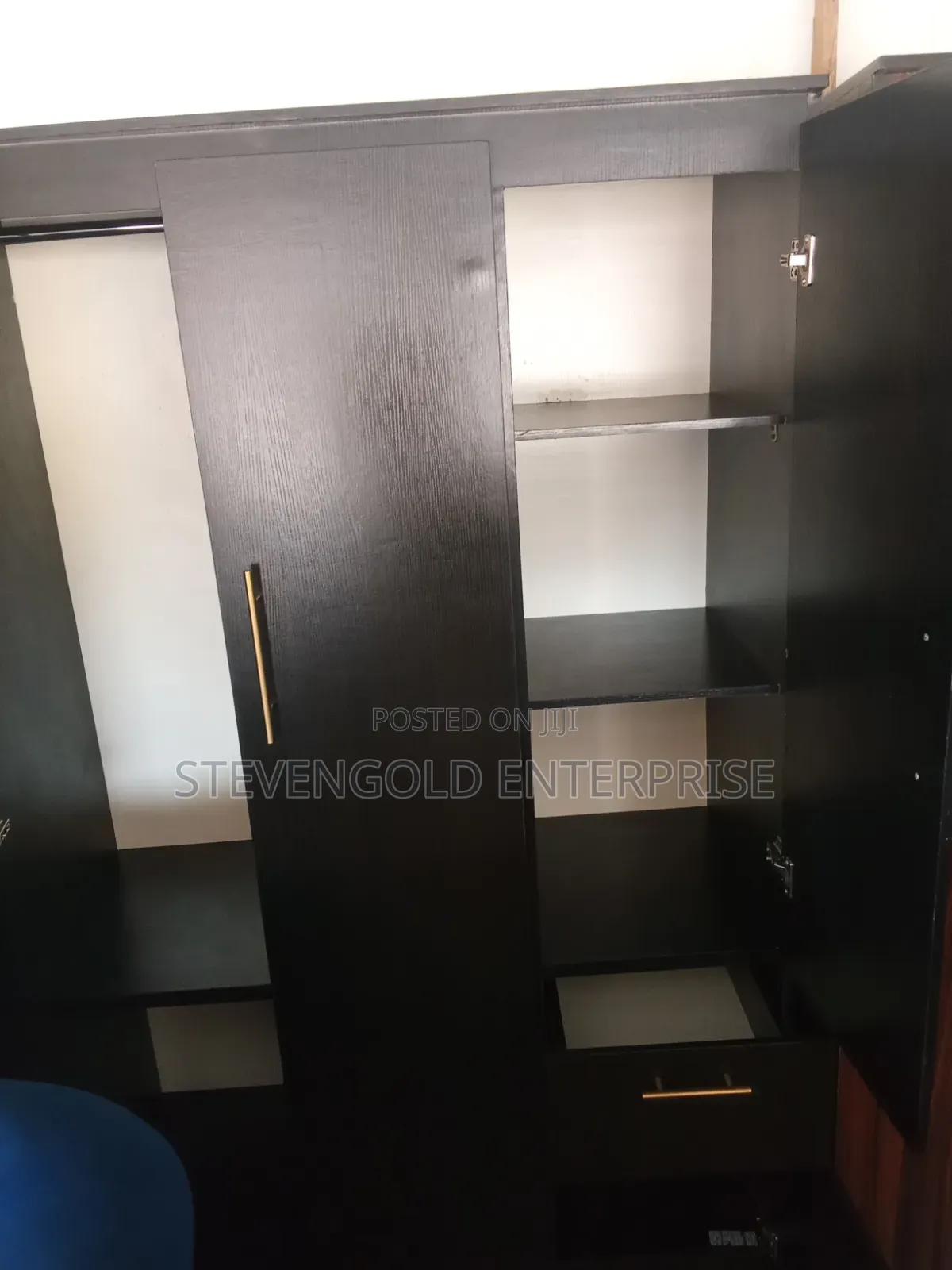 Modern Black Wardrobe | Spacious Storage & Elegant Gold Details