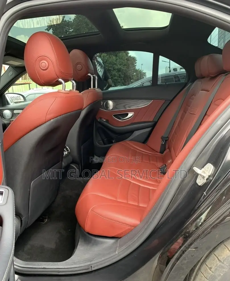 Mercedes-Benz C400 4Matic AWD Sedan (3.0L V6 7A) 2015 Black