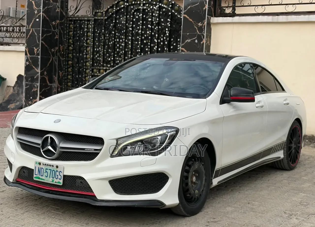 Mercedes-Benz CLA-Class CLA 250 4MATIC Sedan 2014 White
